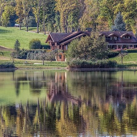 L'Ancolie "Chalet Du Lac" Hotel Крузей Екстериор снимка