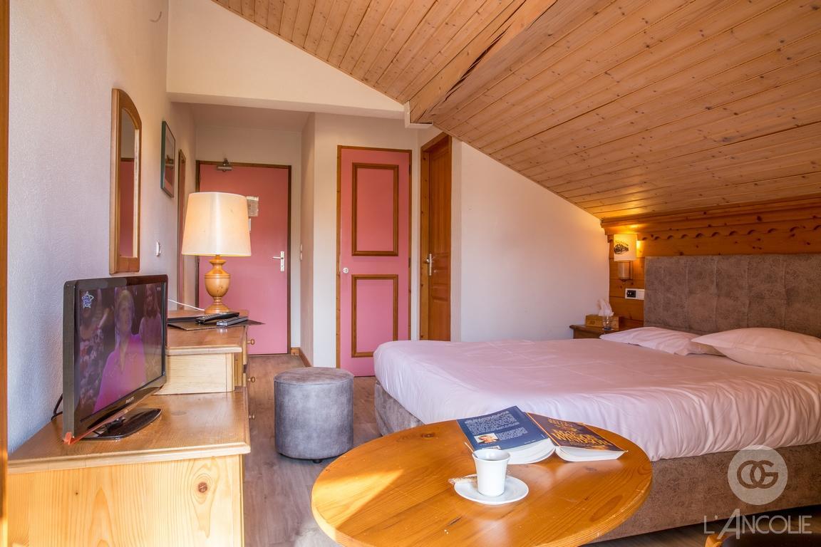 L'Ancolie "Chalet Du Lac" Hotel Крузей Екстериор снимка
